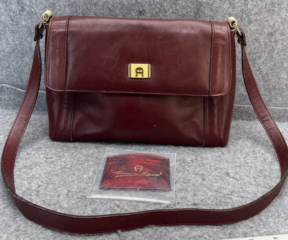 Etienne Aigner Vintage Burgundy Leather Brass Logo Front Flap Shoulder Purse